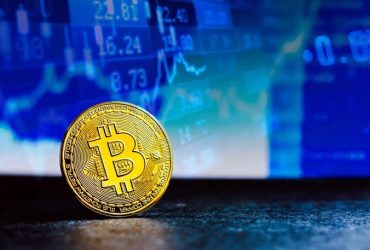 BTC recovers, gains $211bn in 2023